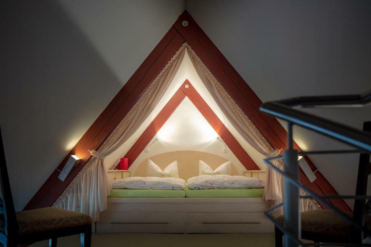 Gäste-Maisonette Martinus Erfurt Esterno foto